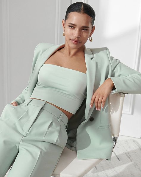 Summer Wedding Guest Dresses For 2021 | A Practical Wedding Wedding Guest Suits, Body Contour, Summer Wedding Outfits, Fashion Pics, Summer Wedding Outfit Guest, Elegante Casual, Woman Suit Fashion, Pantsuits For Women, Mode Chic