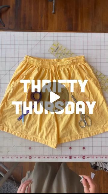 TheRustyBolt on Instagram: "🥵 This hot hot weather means it’s shorts season! Sharing this tutorial again for all the cuties with big booties who may need some more room in their shorts. This is also great for anyone with a longer torso!   I use this trick on almost every pair of soft shorts or sweats I own!  #thriftflip #upcycle #sewing #thrifty #shorts #tutorial" Couture, How To Cut Jeans Into Shorts Tutorials, How To Make Shorts Longer, How To Take In Shorts That Are Too Big, How To Make Shorts Bigger, Making Jean Shorts, Diy Jean Shorts, How To Make A Skirt, How To Make Jeans