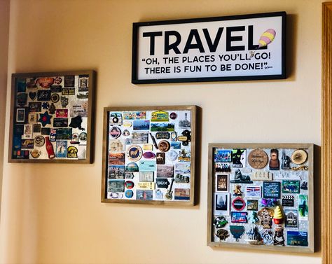 Travel Shelf Decor, Travel Magnet Board Ideas, Travel Theme Home Decor, Magnet Board For Travel Magnets, Magnetic Board Ideas Decor, Ways To Display Magnets, Magnet Collection Display Ideas, Display Travel Magnets, Travel Theme Guest Bedroom