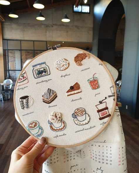 Mouth watering stitches by @joystitch_ who has hand embroidered these cakes and coffees in an embroidery hoop using DMC embroidery floss.  Embroidery art Embroidery artist Hand Embroidery Modern Embroidery Contemporary Embroidery Embroidery Inspiration Embroidery Hoop Art Tutorial, Embroidery Stitches Flowers, Desain Tote Bag, Broderie Simple, Embroidery Hoop Art Diy, Embroidery Stitches Beginner, Pola Bordir, Embroidery Hoop Wall Art, Contemporary Embroidery