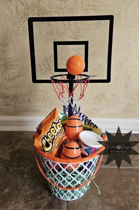 Basketball Easter Basket, Dollar Tree Crafts Diy, Dollar Tree Easter Basket, Diy Basketball, Creative Easter Baskets, Party Goodies, Basketball Gifts, Easter Basket Diy, Diy Basket