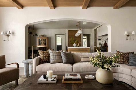 2024 Interior Trend Outlook: Quiet Luxury - Grace Oaks Designs Studio Mcgee Houston Estate, Eclectic Shelving, The Mcgee Home, Mcgee Home, Dining Room Pantry, Favorite Paint Colors, Studio Mcgee, Living Room Style, Interior Trend