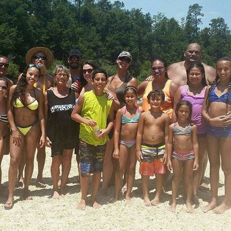 Anoa'i  family at the Pensacola Beach Galina Becker, First Spear, Samoan Dynasty, Roman Reigns Shirtless, Lovely Pic, Roman Reings, Wwe World, Pensacola Beach, Roman Reigns