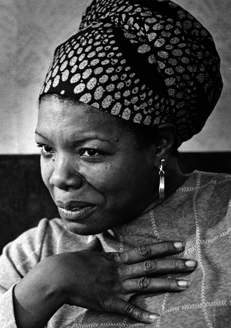 The Caged Bird Sings, Abc Photo, Maya Angelou Quotes, James Baldwin, Phenomenal Woman, Life Changing Quotes, Extraordinary Life, National Portrait Gallery, Meaningful Life