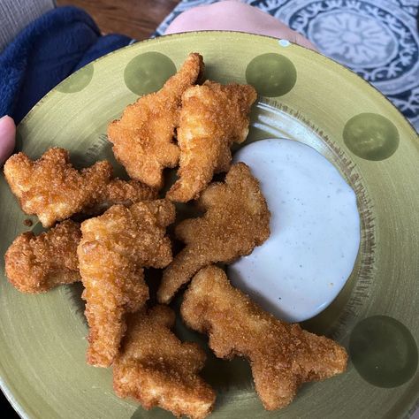 Dino Nugget Aesthetic, Dino Nuggies Aesthetic, Dinosaur Nuggets Aesthetic, Chicken Nuggets And Fries Aesthetic, Chicken Nugget Aesthetic, Dino Nuggets Aesthetic, Chicken Aesthetic Food, Chicken Nuggets Aesthetic, Nuggets Aesthetic