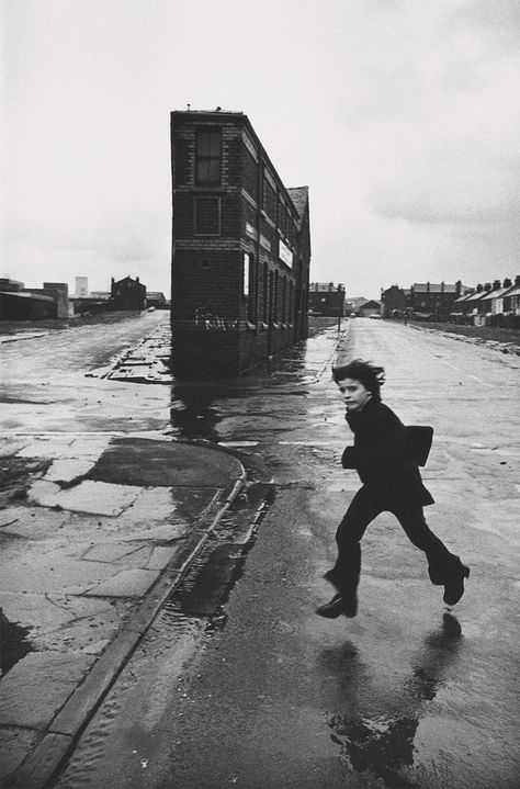 Liverpool, early 1970's, photo Don McCullin Don Mccullin, Susan Sontag, 35mm Photography, Foto Art, Great Photographers, Documentary Photography, Black And White Photographs, Photojournalism, Vintage Photography