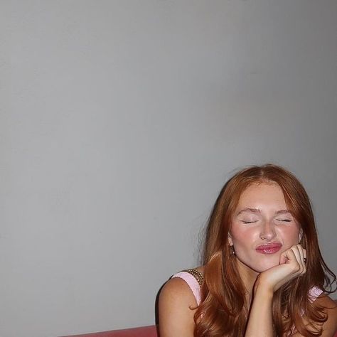 kylei ann on Instagram: "a little bit of oregon & a little bit of film 🌷✨" Red Head Aesthetic, Redhead Instagram, Charlotte Aesthetic, Red Head Woman, Ginger Aesthetic, Campus Diaries, Redhead Aesthetic, Pretty Redheads, Ginger Woman