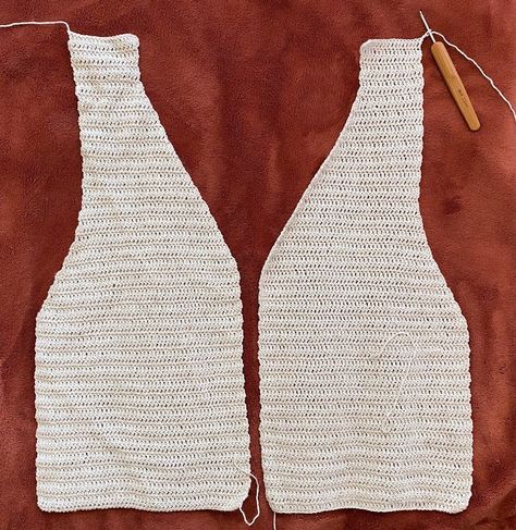 Claudia Top Free Tutorial: Crochet Edition — The Yarn Bitch Studios How To Crochet Pockets, Open Front Crochet Top, Cute Crochet Clothes Patterns Free, Double Crochet Top, Crochet Vest Top Pattern, Vest Pattern Crochet, Crochet Vest Easy, Tie Front Crochet Top Pattern, Crochet Tequniques