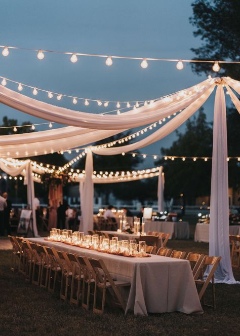 Outdoor Lighting Ideas Wedding, Wedding Ideas Classic Romantic, Backyard Lights Wedding, Wedding Reception In Backyard, Modern Backyard Wedding Reception, Wedding Decoration Backyard, Candle Lit Backyard Wedding, Backyard Wedding Long Table, Outdoor Deck Wedding Decorations