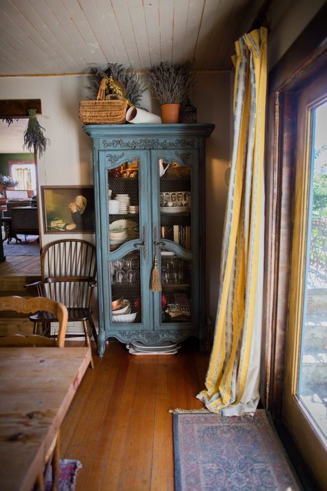 French Eclectic Dining Room, The Elliot Homestead, Russian Farmhouse, Hutch In Dining Room, Farmhouse Dining Room Set, Elliott Homestead, Workspace Home, Shaye Elliott, Home Ideas Kitchen