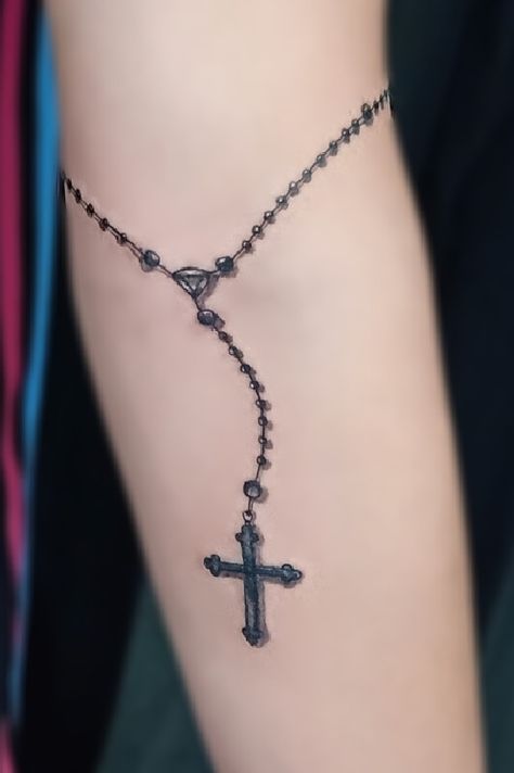 Cross Necklace Tattoo On Arm, Cross Necklace Tattoo, Rosary Bead Tattoo, Neon Tattoo, Tattoos Inspo, Rosary Tattoo, Celestial Tattoo, Chain Tattoo, Necklace Tattoo