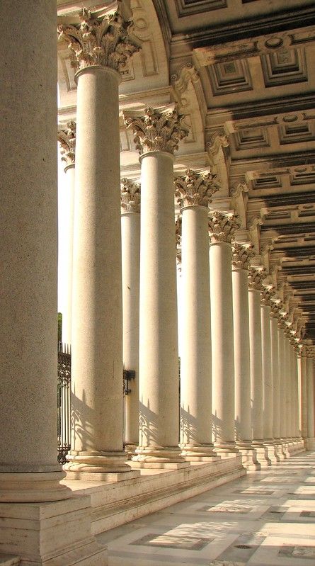 Croquis, Classical Greek Architecture, Greek Ancient Architecture, Greek Collums, Greek Pillars Aesthetic, Collums Architecture, Roman Pillars Columns, Pillars Aesthetic, Greek Architecture Interior