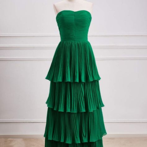 Strapless Ruffled Multi-layered Long Ball Gown Can Be Customized https://www.trustlindadresses.com/product/strapless-ruffled-multi-layered-long-ball-gown-can-be-customized 129 USD free shipping Green Silhouette, Layers Long, Long Ball Gown, Pleated Neck, Strapless Neckline, Cute Prom Dresses, Floor Length Skirt, Chiffon Material, Long Prom Dress
