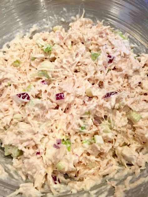 Deli Style Chicken Salad, Easy Tuna Salad, Baked Spaghetti And Meatballs, Best Chicken Salad, Homemade Chicken Salads, Easy Chicken Salad, Deli Style, Sandwich Fillings, Tender Chicken Breast