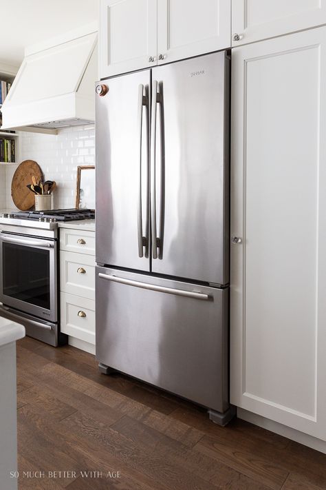 Why Choose A Counter-Depth Refrigerator - So Much Better With Age 48 Inch Built In Refrigerator, Stainless Steel Fridge Kitchen, Stove Refrigerator Same Wall, Standard Depth Refrigerator Built In, Counter Depth Refrigerators, Dual Refrigerators In Kitchen, Forno Refrigerator, Shallow Refrigerator, Standard Depth Refrigerator In Kitchen