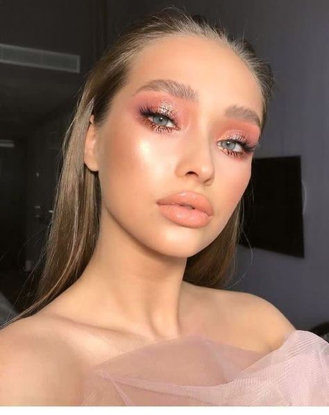 Peachy Makeup Look, Peach Makeup Look, Peach Eye Makeup, Natural Eyebrows Growth, Peach Shades, Gorgeous Makeup Looks, Makeup Looks To Try, 13 Makeup, Makeup Suggestions