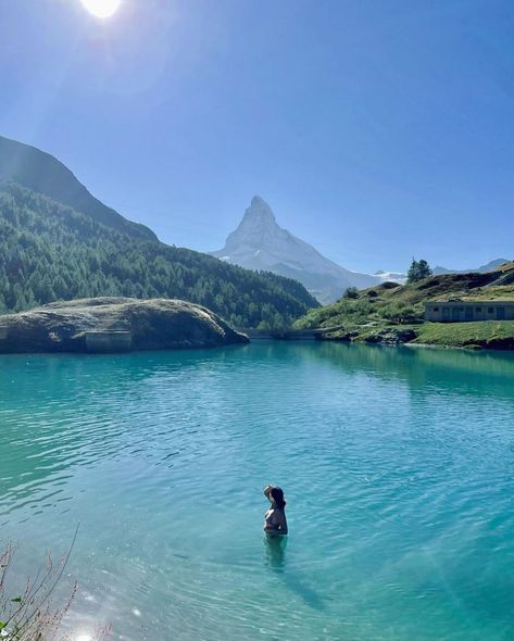 Matterhorn zermatt Switzerland | @aubriannarose_ on instagram Nature, Zermatt Switzerland Spring, Zermatt Switzerland Aesthetic, Switzerland Summer Aesthetic, Zermatt Switzerland Summer, Zermatt Summer, Brain Retraining, Switzerland Pictures, Switzerland Instagram