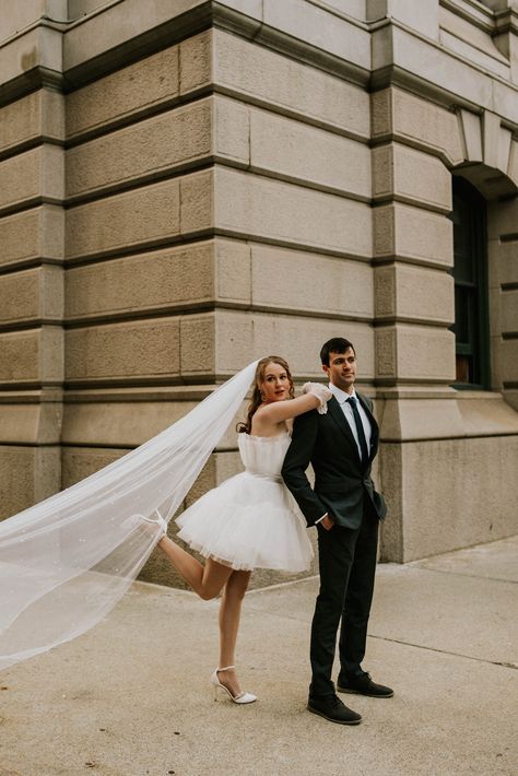 Short White Dress With Veil, Short Dress Wedding Photos, White Pre Wedding Shoot, Long Veil Short Dress, Cool Elopement Photos, Short Wedding Dress Long Veil, City Elopement Photography, Short Dress Long Veil, Wedding Street Photography