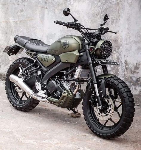 Bobber Scrambler, Yamaha Xsr, Motor Yamaha, Scrambler Custom, Custom Chopper, Cafe Racers, Military Style, Chopper, Bike