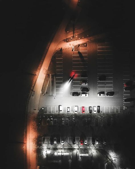 🛰️@adrianvader #drone #djispark #night #cars #urban #city #photography Urban City Photography, Drone Photoshoot, Drone App, Night Cityscape, Flight Lessons, Drone Shots, Professional Drone, Flying Lessons, Florida International University