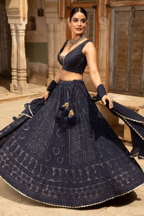 Presenting you latest chikankari outfits. From chikankari lehengas to chikankari suits, we have got variety of outfits #shaadisaga #indianwedding #chikankarilehengalucknowi #chikankarilehengapastel #chikankarilehengawhite #chikankarilehengabridal #chikankarilehengared #chikankarilehengapink #chikankarilehengablack #chikankarilehengablousedesigns #chikankarilehengablue #chikankarilehengamanishmalhotra #chikankarilehengabridalred #chikankarilehengaoffwhite chikankarisaree#chikankarianarkali Sleeveless Blouse Designs For Lehenga, Chikankari Outfits, Black Lehenga Choli, Chikankari Lehenga, Sleeveless Blouse Designs, Wedding Trousseau, Lehenga Dupatta, Lehenga Suit, Black Lehenga