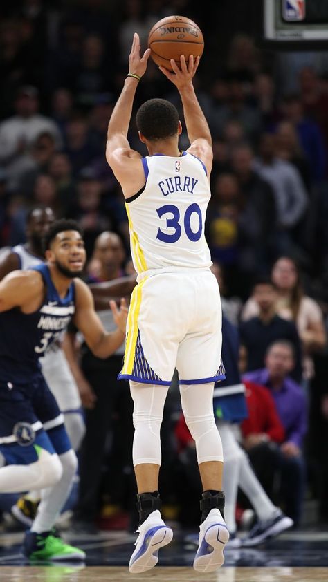 Stephen Curry Shooting Form, Stephen Curry Hair, Steph Curry Shooting, Stephen Curry Shot, Basketball Stephen Curry, Stephen Curry Shooting, Nba Wallpapers Stephen Curry, Basketball Boyfriend, Stephen Curry Wallpaper