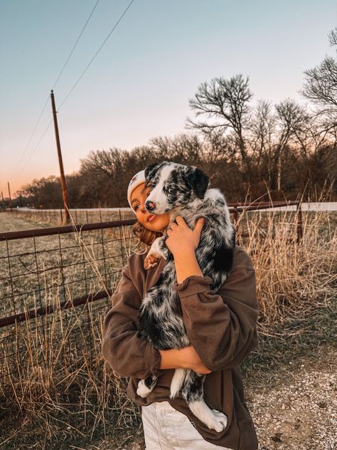 Australian Shepherd Farm Dog, Cute Farm Pictures, Cute Farm Dogs, Farm Dog Aesthetic, Farm Puppy, Country Life Photography, Cowgirl Senior Pictures, Farm Life Quotes, Country Dogs