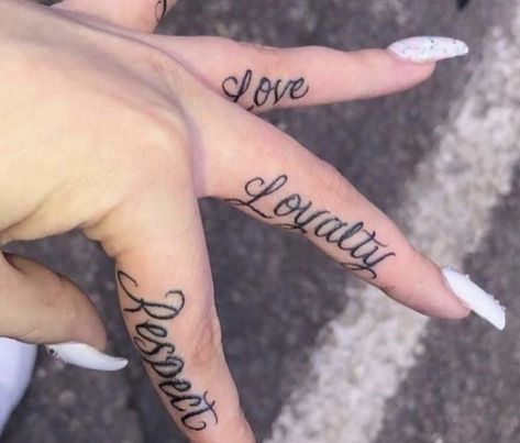 Side Hand Tattoos For Women Words, Respect Tattoo, Brust Tattoo Frau, Small Dope Tattoos, Loyalty Tattoo, Hand Ideas, Finger Tattoo For Women, Pretty Hand Tattoos, Hand Tattoos For Girls