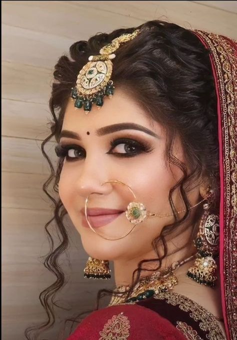 #reels#reelsvideo#reelsinstagram#reelsindia#holareels#reelsteady#instagramreels#reelsinsta#instareels#reelsofinstagram#k#music#bhfy#disney#littlestoriesofmylife#tiktokindia#videoftheday#instareel#foryoupage#fyp Nath Bridal For Round Face, Indian Wedding Makeup Bridal Looks, Bride Makeup Indian, Bride Hairstyles Indian Wedding, Bridal Makeup Indian, Latest Bridal Makeup, Bun Ideas, Bridal Makeup Videos, Brides Made