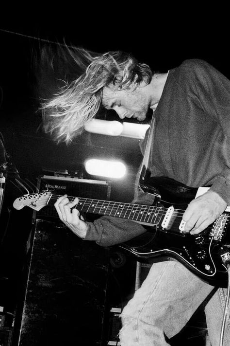 Kurt Cobain Kurt Cobain, Guitar, Kurt Cobain Playing Guitar, Playing Guitar, To Play, Bleach, Log In, Log, Black And White