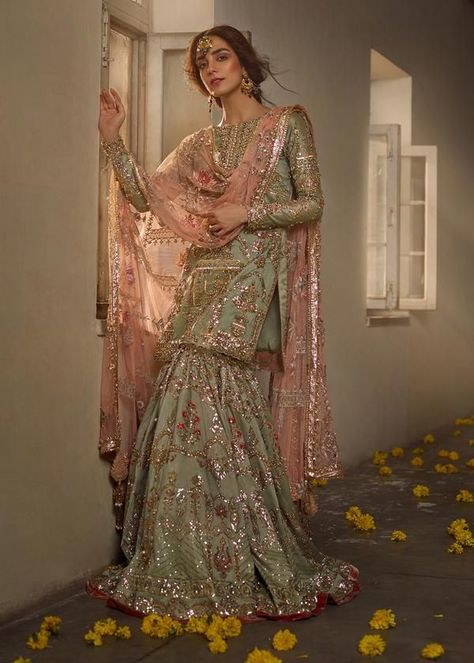 Must-Have In Your Trousseau: Pakistani Ghararas & Shararas | WedMeGood Haute Couture, Couture, Fantasy Mansion, Mehendi Dress, Wedding Sharara, Pakistani Sharara, Mehndi Bridal, Gharara Designs, Sharara Designs