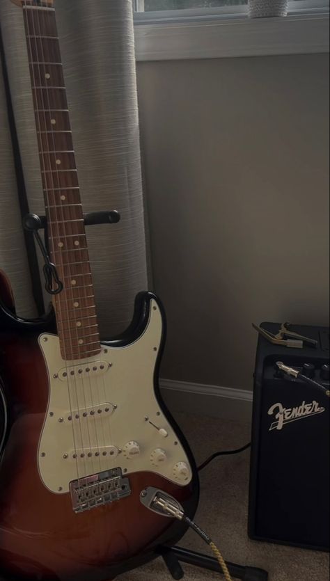 Stratocaster Guitar Aesthetic, Fender Guitars Aesthetic, Fender Guitar Aesthetic, Fender Stratocaster Aesthetic, Rebzyyx Aesthetic, Stratocaster Aesthetic, Eletric Gutair Aesthetic, Eletric Gutair, Aesthetic Musician