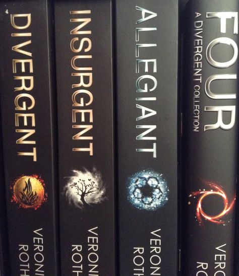 Meus amores! Saga Divergente, nunca vou esquecer minha amiga secreta, q me presenteou com a coleção toda...Love you!!! x.o.x.o Veronica Roth, Divergent Book, Divergent Fandom, Divergent Trilogy, Divergent Insurgent Allegiant, Divergent Series, Allegiant, World Of Books, Insurgent