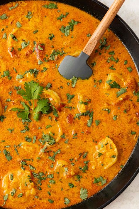 Coconut Milk Indian Recipes, Essen, Coconut Curry Shrimp Soup, Chicken And Shrimp Curry Recipe, Shrimp Indian Curry, Spicy Shrimp Curry, Coconut Shrimp Curry Indian, Shrimp Coconut Curry Recipe, Indian Shrimp Curry Recipe