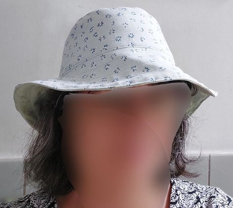 Afternoon Patterns Bucket Hat pattern review by HeleenH Bucket Hat Pattern, Sewing Workshop, Sewing Class, Aloha Shirt, Choose The Right, Hat Pattern, Pattern Paper, Welt Pocket, Sewing Pattern