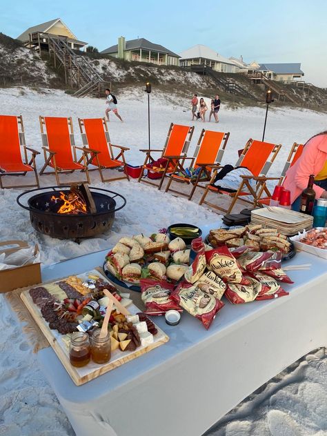 Beach Bon Fire Birthday Party Ideas, Best Beach Picnic Food Ideas, Beach Party Inspiration, Beach Parties Ideas, At The Beach Birthday Party, Beach Vibe Birthday Party, Birthday Party At Beach Ideas, Beach Food Ideas Summer, Bonfire Beach Party Ideas