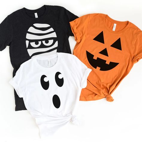 Halloween Vinyl Shirts, Halloween Shirts Vinyl, Halloween Cricut Shirts, Cricut Halloween Shirt, Halloween Tshirt Ideas, Halloween T Shirt Ideas, Halloween Teacher Shirts, Halloween Shirt Ideas, Family Halloween Shirts