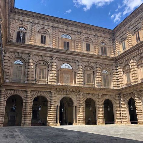 Florence Italy, Tuscany Italy, Pitti Palace Florence, Italy Museum, Things To Do In Florence, Pitti Palace, Europe 2024, Florence Tuscany, Travel Aesthetic