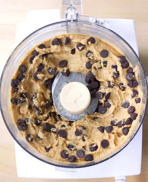 Chickpea Cookie Dough Dip, Cookie Dough Dip Healthy, Deep Dish Cookie Pie, Chocolate Chip Cookie Dough Dip, Cookie Dough Dip Recipe, Deep Dish Cookie, Coconut Ice Cream Recipes, Chocolate Chip Dip, Chickpea Cookie Dough
