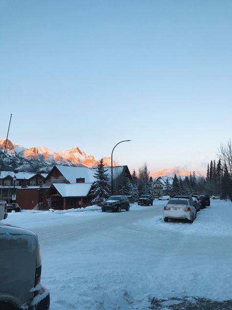 Northern Canada Aesthetic, Canmore Aesthetic, Canada Winter Aesthetic, Canada Life Aesthetic, Sunrise Winter, Morning Magic, British Boy, Northern Canada, Mountains Aesthetic