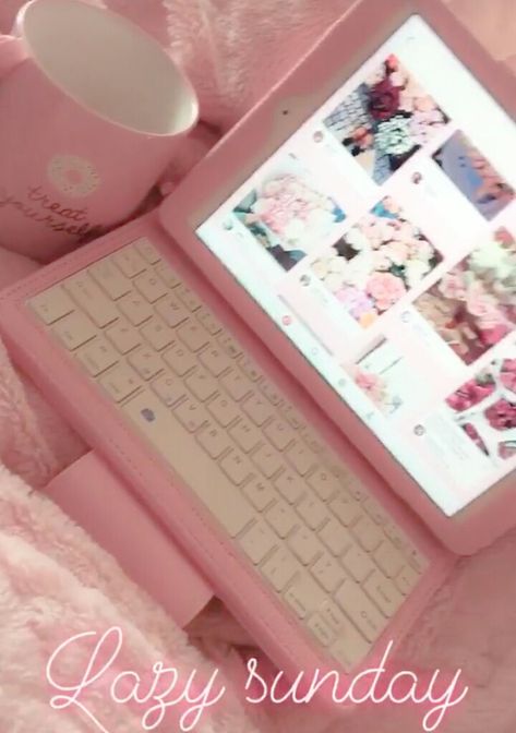 Kawaii, Girly Tech Aesthetic, Rosy Blog Aesthetic, Tumblr Girly Aesthetic 2013 Wallpaper, Vintage Pink Aesthetic, Rosy Blog, Blog Aesthetic, Angelic Aesthetic, Girls Halo