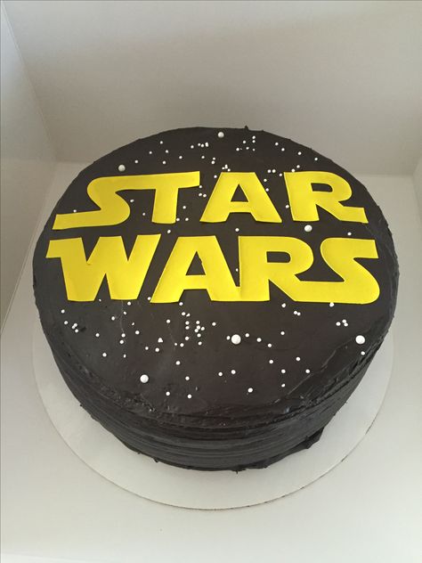 Easy Star Wars Cake Diy, Star Wars Chocolate Cake, Star Wars Sheet Cake, Starwars Birthday Cake Ideas, Easy Star Wars Cake, Simple Star Wars Cake, Starwars Birthday Cake, Star Wars Cake Diy, Star Wars Torte