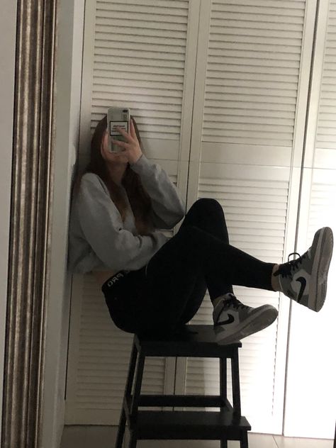 Nyc To Paris Jordan 1 Outfit, Hightop Jordan 1s Outfit, Jordan 1 Outfit Women Gray, Grey Air Jordan 1 Outfit, Jordan Mids Outfit, Gray Jordans Outfit Women, Grey Jordan 1 Outfit Women, Nike Blazer Outfit Woman, Nike Air Jordans Outfit Woman