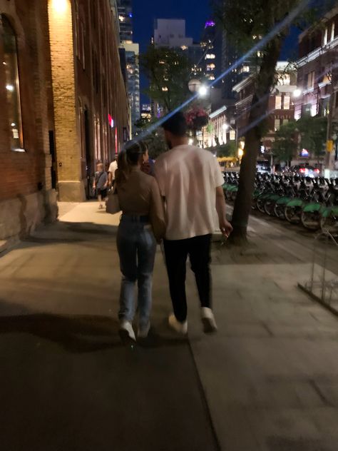 Yearly Goals Aesthetic, Summer Nights Aesthetic Couple, Fame Dr Couple, Couple In College, Downtown Relationship, Vision Board Ideas Boyfriend, Protective Boyfriend Pictures Aesthetic, College Aesthetic Couple, Boyfriend Manifestation Aesthetic