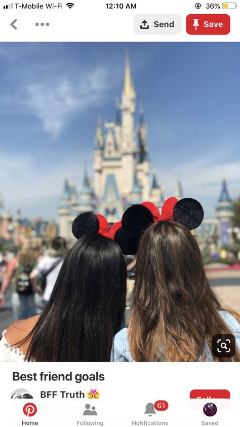 Disney Bestie Pictures, Bestie Disney Trip, Disneyland With Bestie, Bestie Disney Pictures, Disney World Pictures With Friends, Best Friend Disney Pictures, Disney Photo Ideas Friends, Disney Besties, Disney World Photos