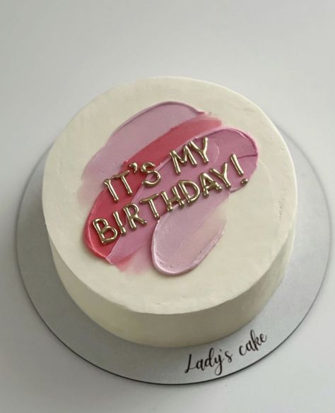 Tårta Design, Small Birthday Cakes, Elegant Birthday Cakes, Funny Birthday Cakes, Idee Pasto, Simple Cake Designs, Mini Cakes Birthday, Birthday Cakes For Women, Creative Birthday Cakes