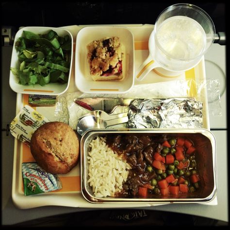 5 Types Of Airplane Food You Should Never, Ever OrderDelish Airline Meal, Airport Food, Airplane Food, Airline Food, Plane Food, German Potato Salad, Lunch Snacks, Food Snapchat, Box Ideas