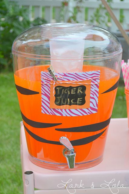 DSC_0666 | Flickr - Photo Sharing! Safari Drink Ideas, Tigger 2nd Birthday, Tiger Who Came To Tea Party Ideas, Bengals Party Ideas, Tiger Tea Party, Tiger Came To Tea Party, Clemson Birthday Party Ideas, Tigger Party Ideas, Tiger That Came To Tea Party