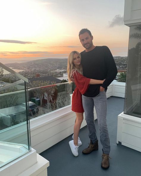 Amanda Stanton is going through another public heartbreak and it appears she's seeking solace in her two adorable daughters. Amanda Stanton's boyfriend Bobby Jacobs confirms they've split after dating 11 months #BachelorinParadise #BiP Amanda Stanton, Latest Instagram, She Girl, Two Daughters, No Filter, Beautiful Ocean, Reality Tv Shows, Laguna Beach, Tv Stars