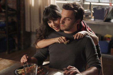 Jess and Nick on New Girl | Pictures | POPSUGAR Entertainment Nick And Jess Aesthetic, Jess Aesthetic, Cece New Girl, Nick New Girl, New Girl Season 1, New Girl Nick And Jess, Jess And Nick, New Girl Cast, Jess New Girl